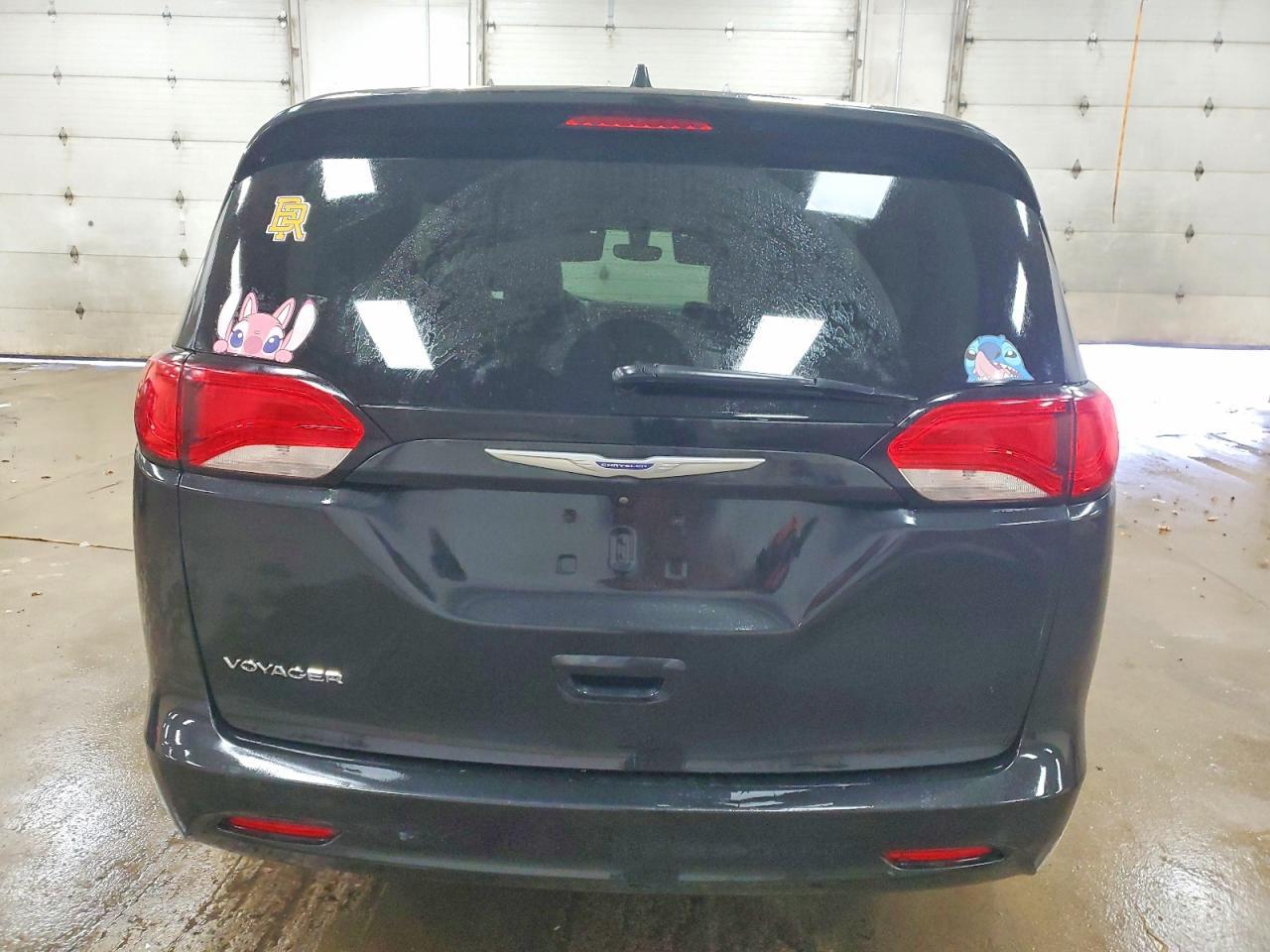 2020 Chrysler Voyager Lxi - Фото 6
