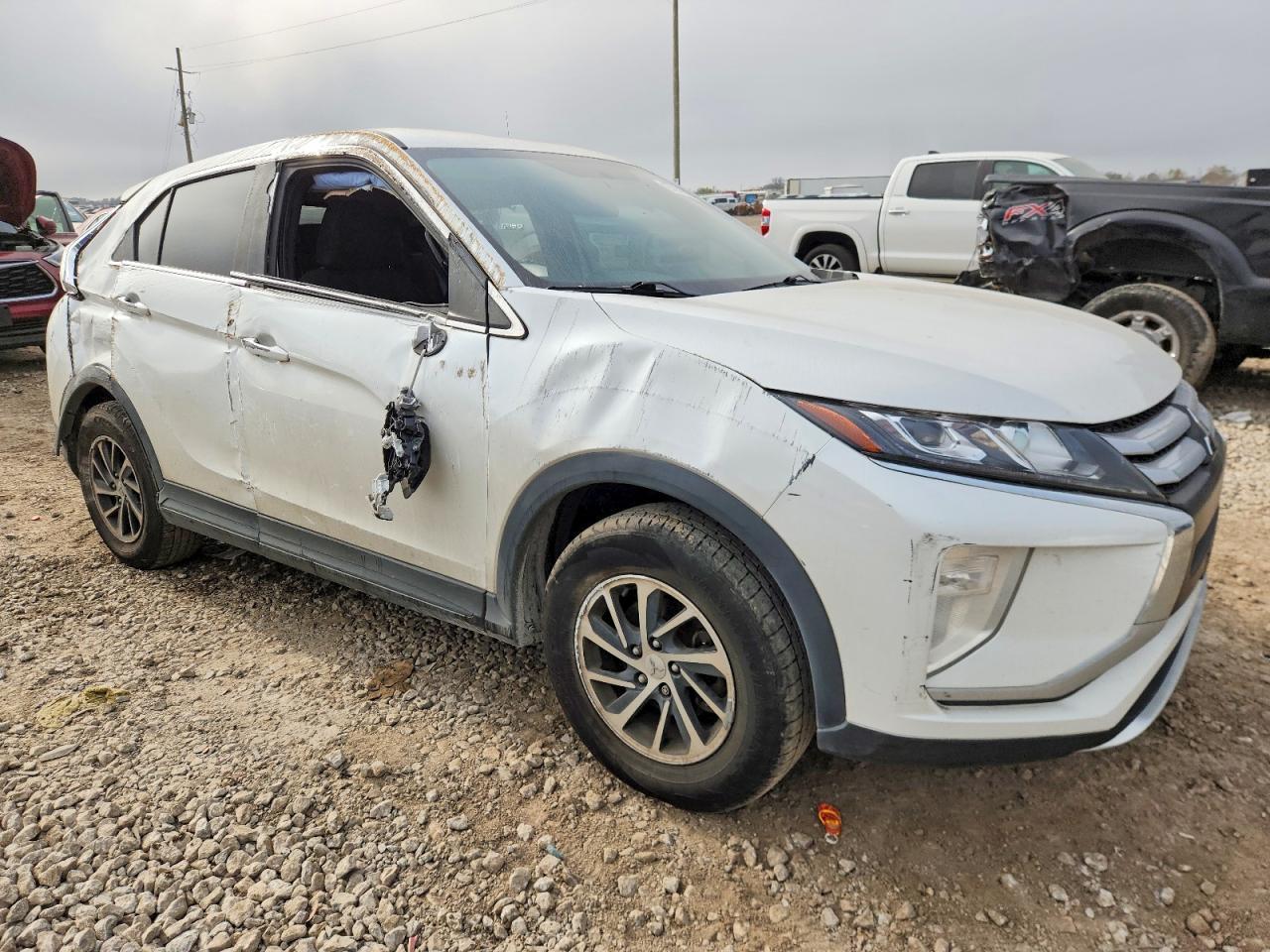 2020 Mitsubishi Eclipse Cross Es - Фото 4
