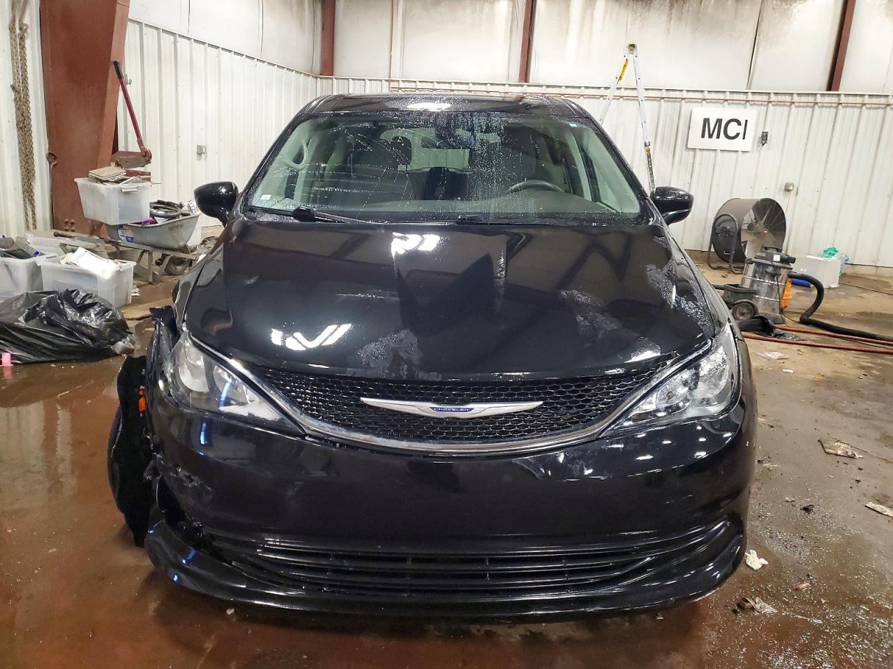 2020 Chrysler Pacifica L - Фото 5