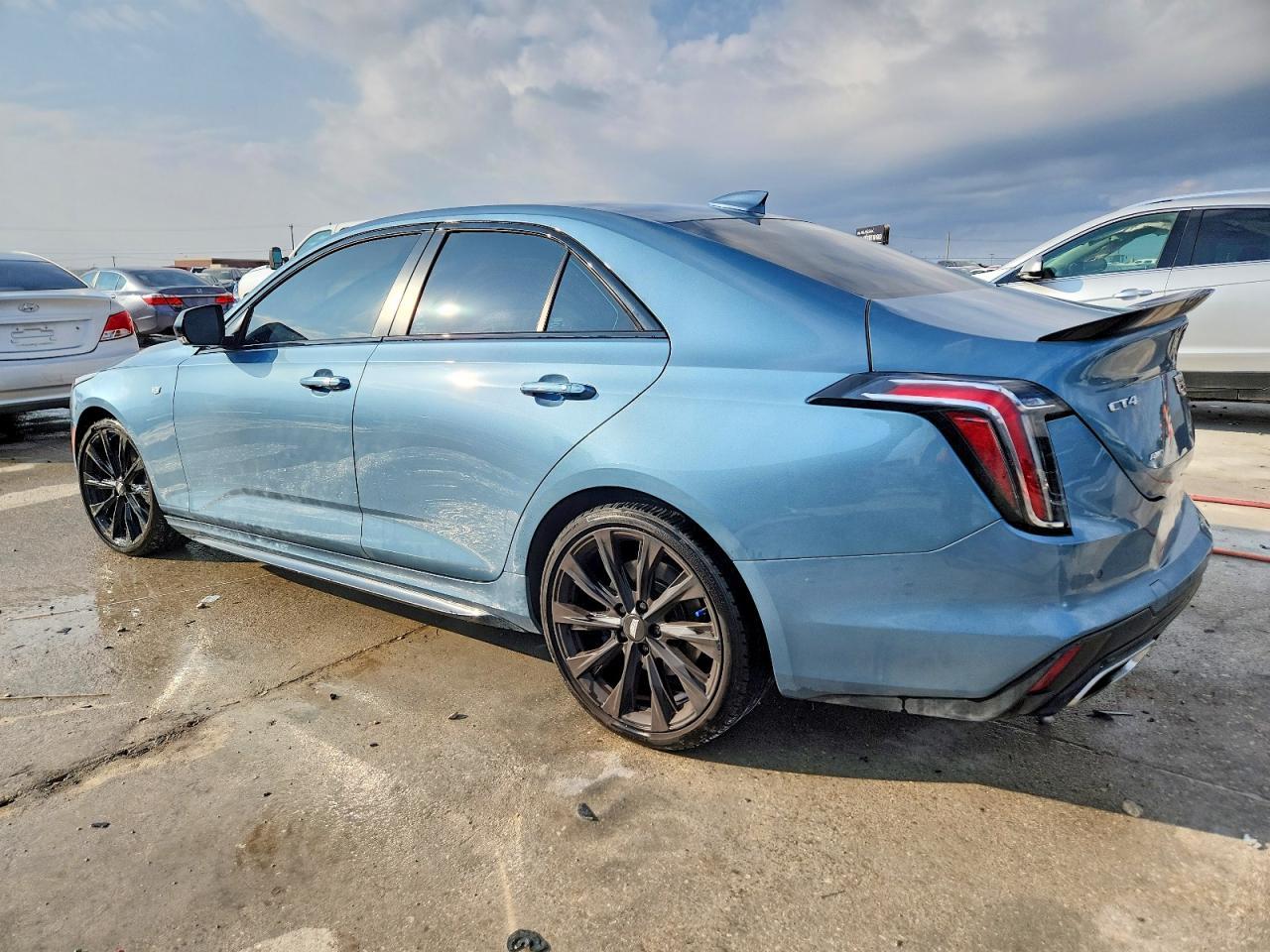 2023 Cadillac Ct4 Sport - Фото 2