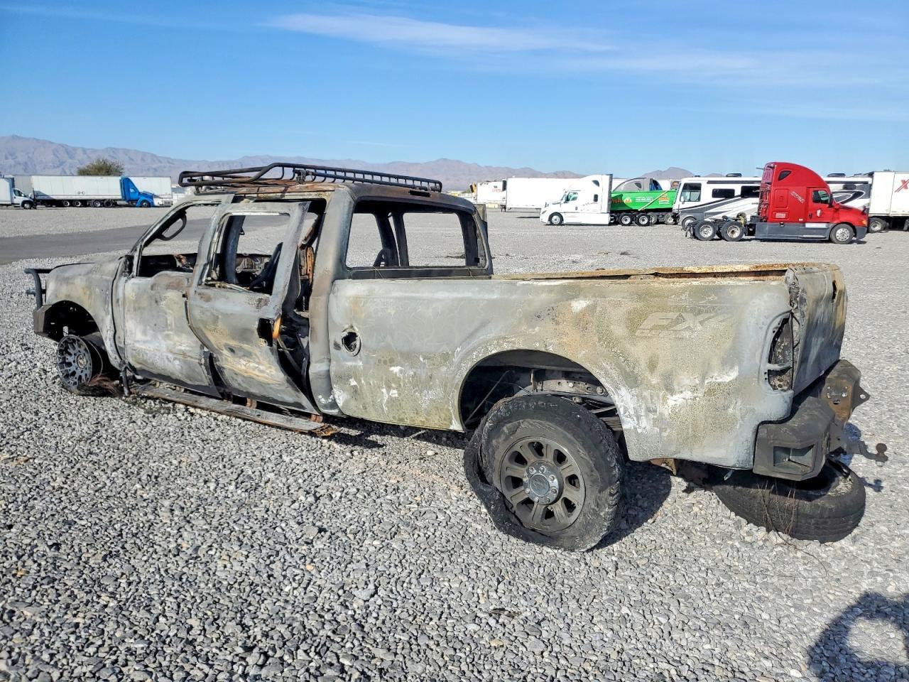 2006 Ford F350 - Image 2