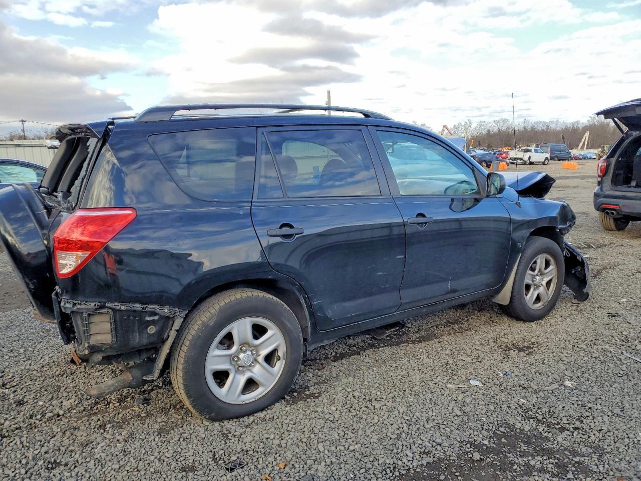2008 Toyota Rav4 - Image 3