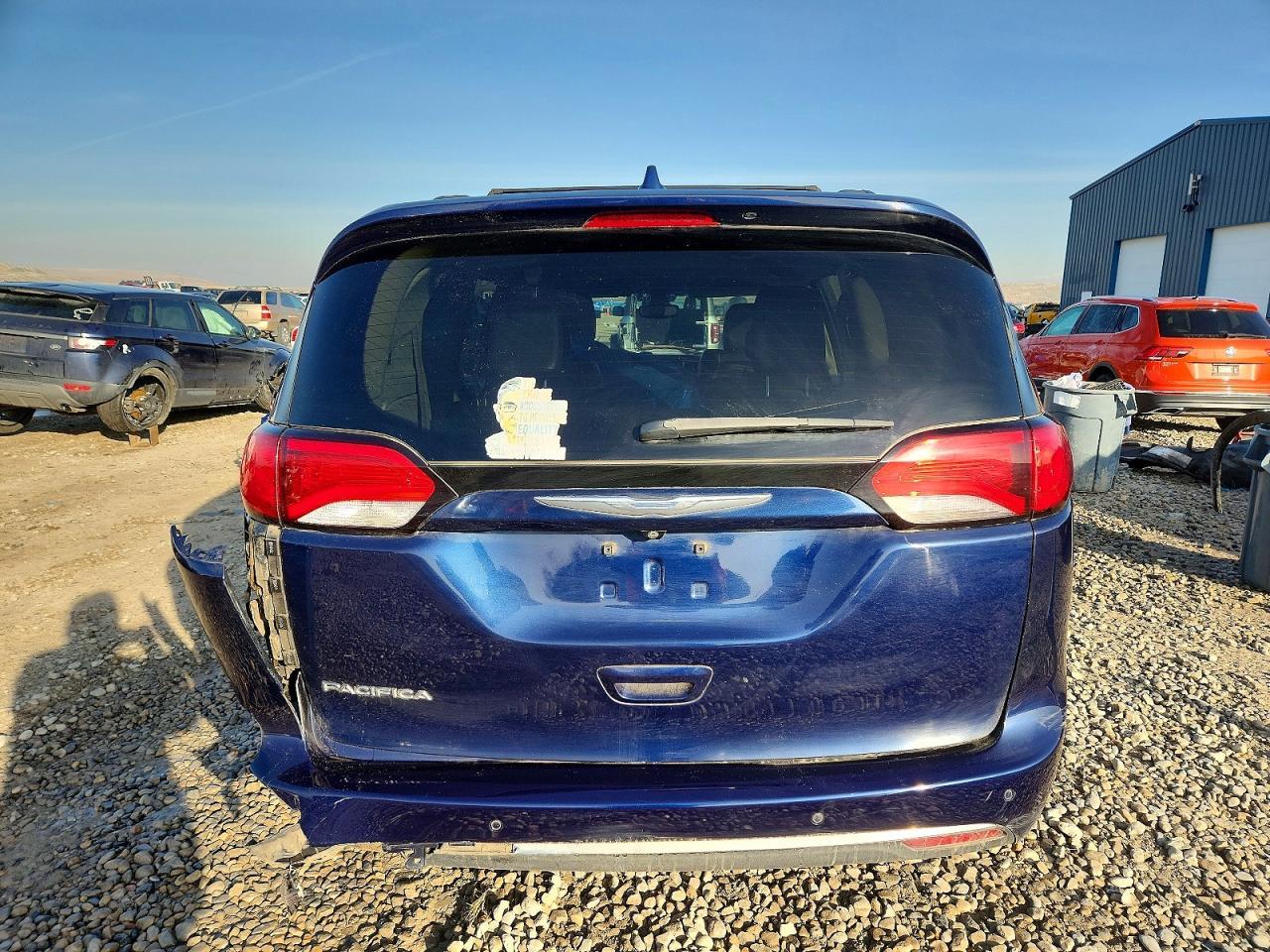 2017 Chrysler Pacifica Touring L - Фото 6