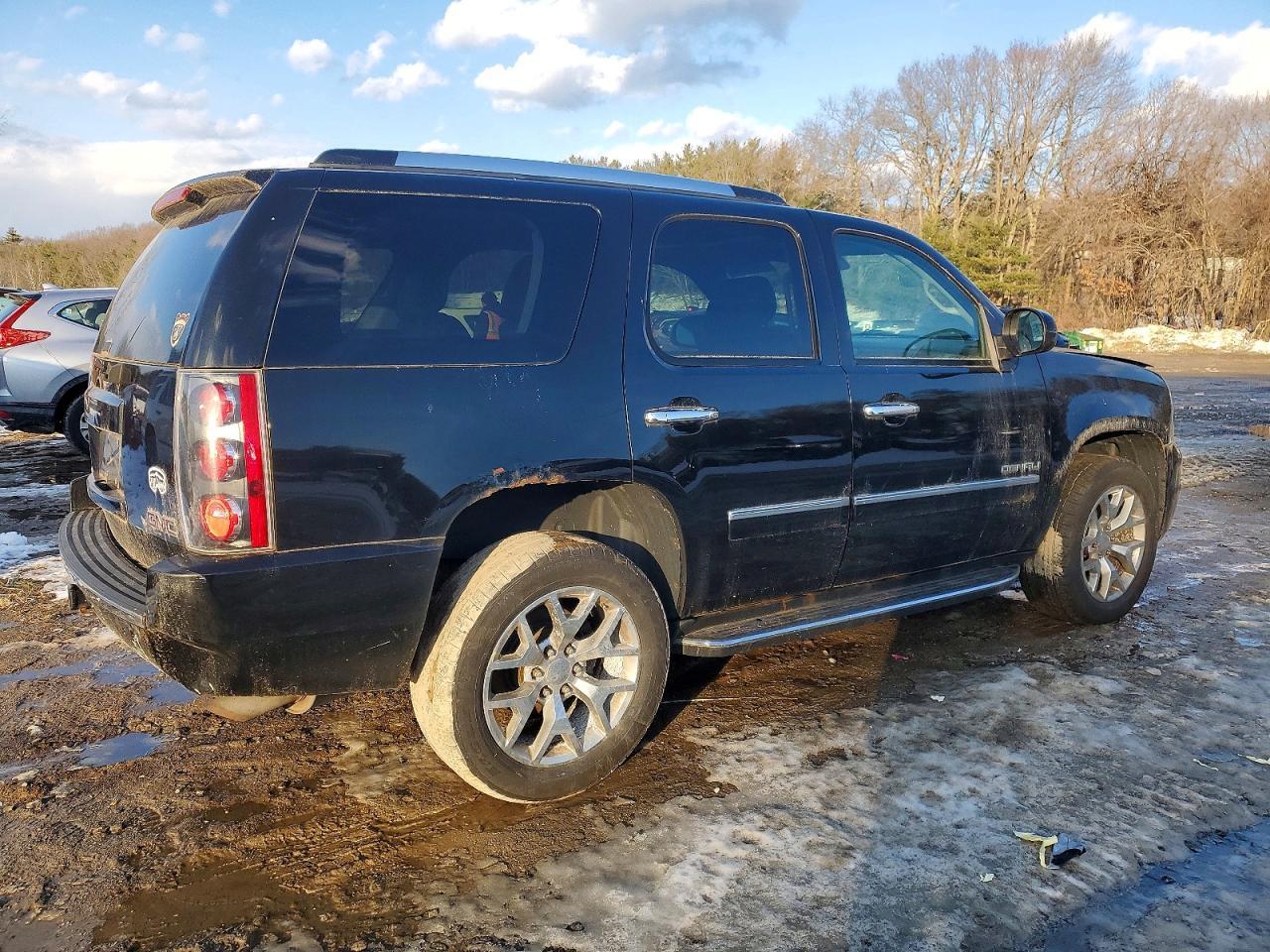 2012 GMC Yukon Denali - Фото 3