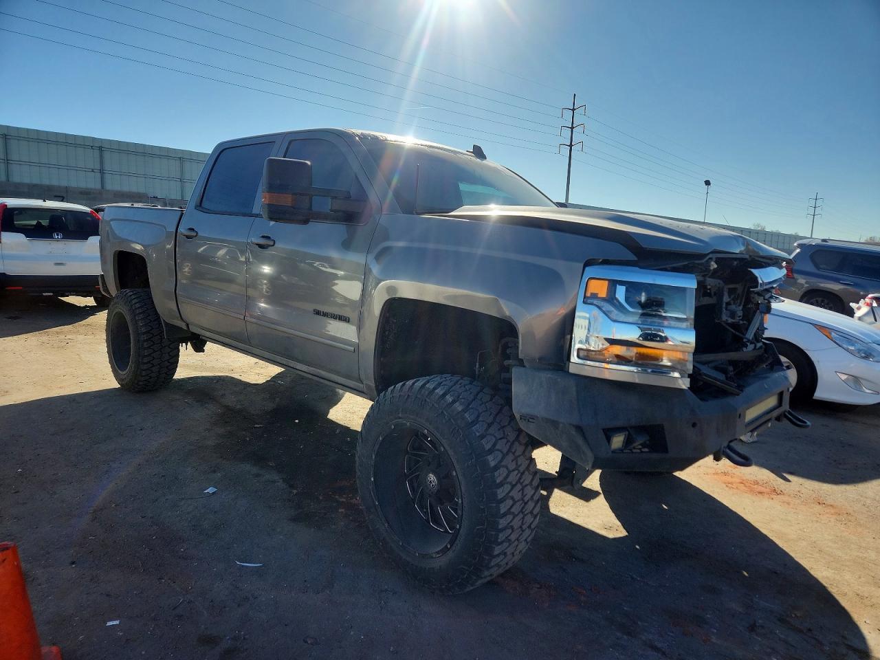 2017 Chevrolet Silverado K1500 Lt - Image 4
