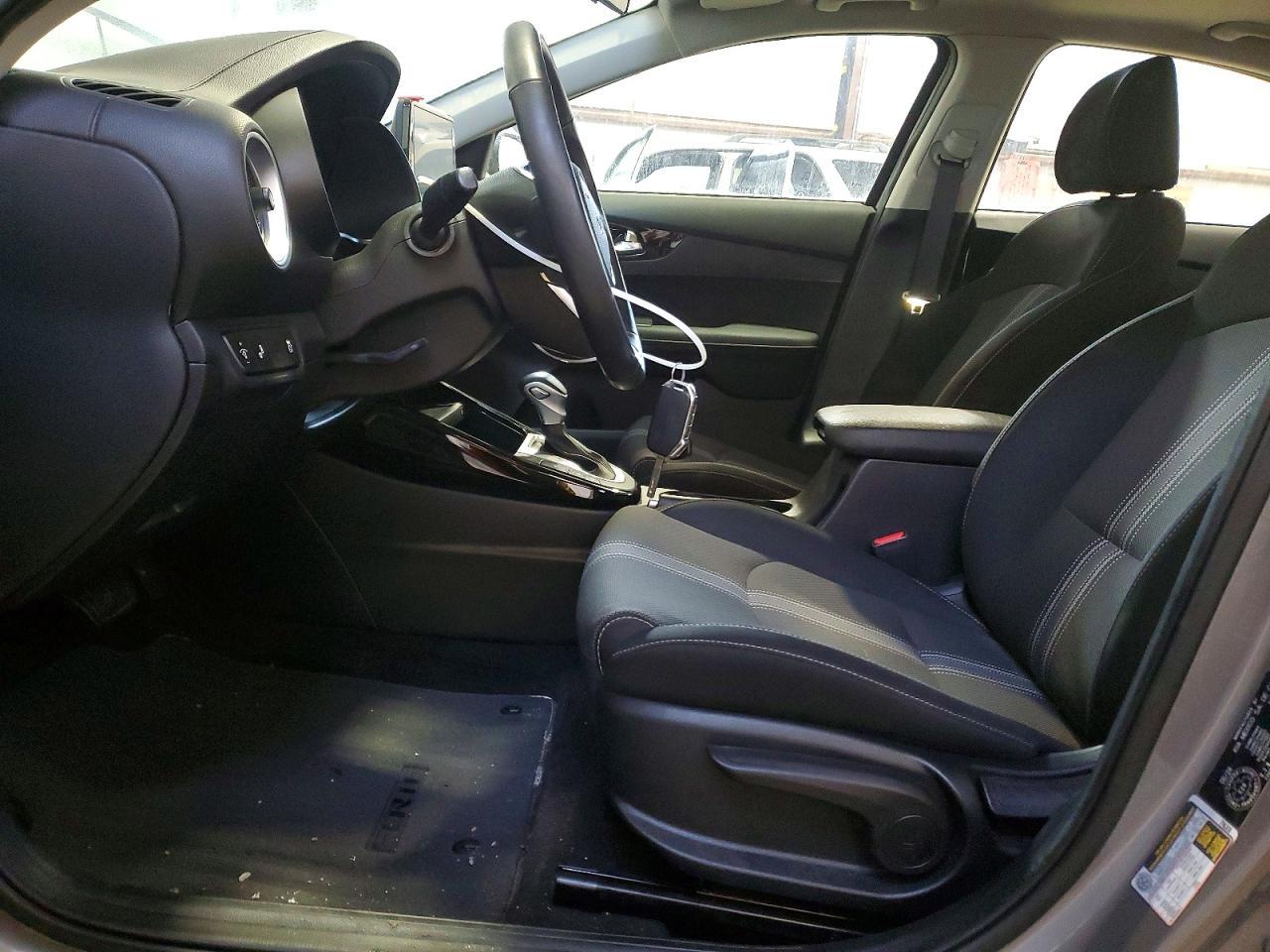 2024 Kia Forte Ex - Фото 7