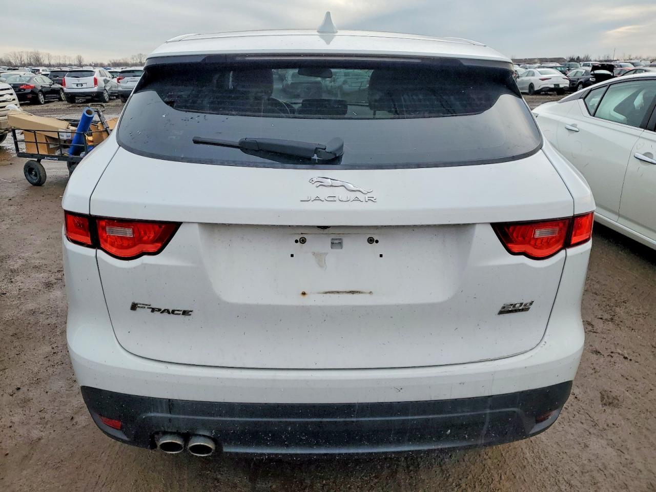 2017 Jaguar F-Pace - Image 6