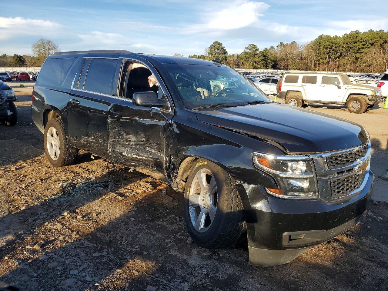 2019 Chevrolet Suburban C1500 Ls - Фото 4
