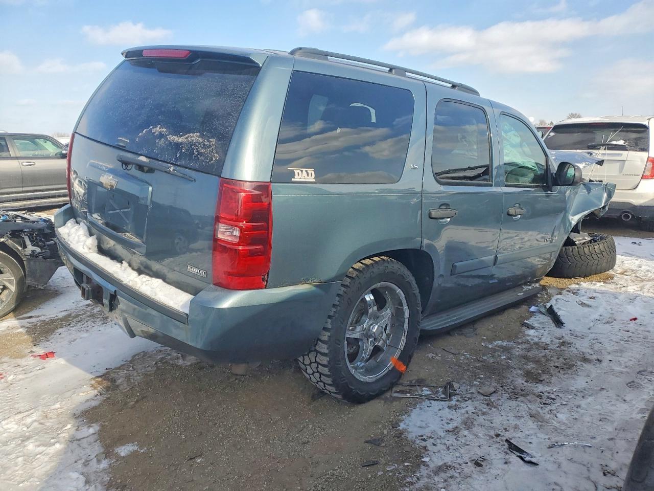 2008 Chevrolet Tahoe C1500 - Image 3