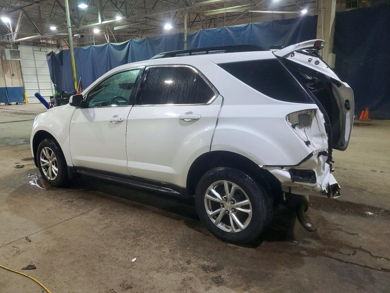 2016 Chevrolet Equinox Lt - Image 2