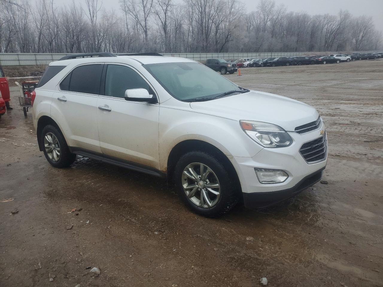 2017 Chevrolet Equinox Lt - Image 4