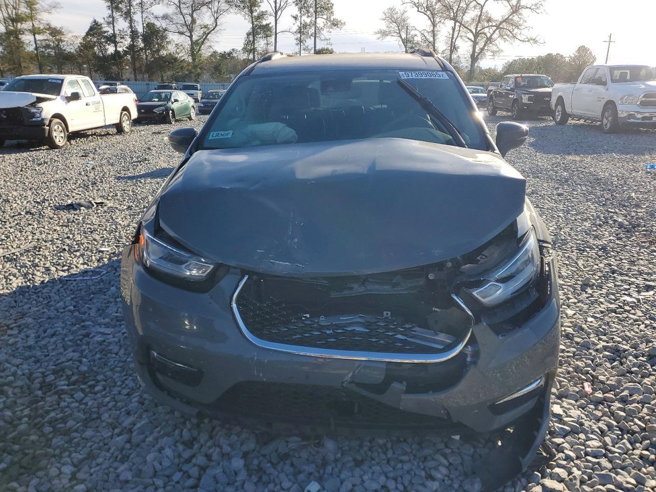 2022 Chrysler Pacifica Touring L - Фото 5