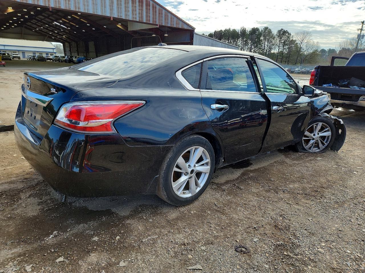 2015 Nissan Altima 2.5 - Фото 3