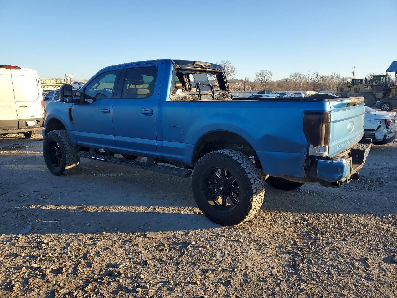 2017 Ford F250 Super Duty - Image 2