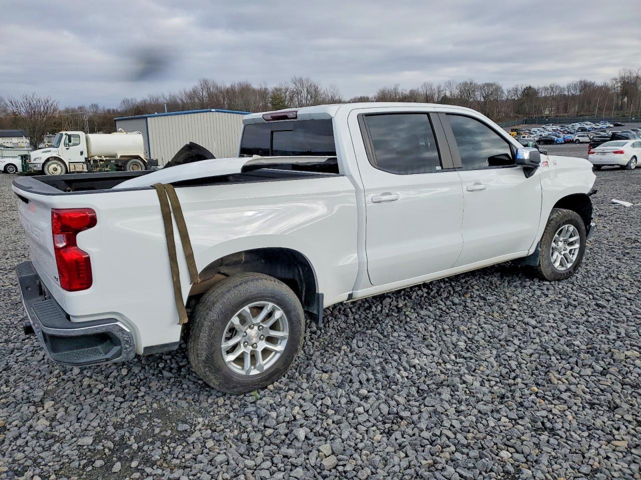 2024 Chevrolet Silverado K1500 Lt - Фото 3