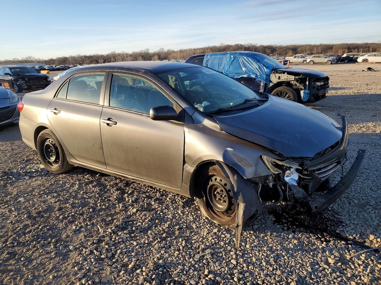 2013 Toyota Corolla Le - Фото 4