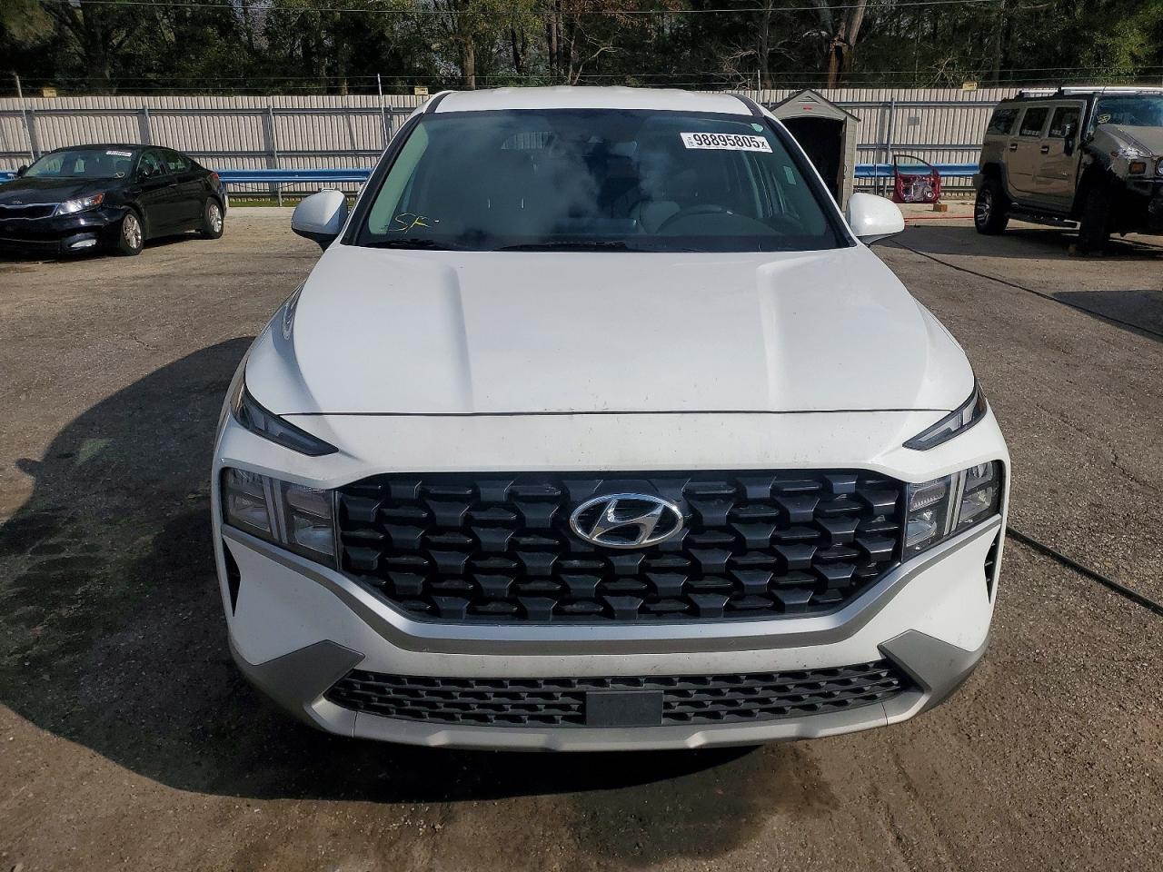 2023 Hyundai Santa Fe Se - Image 5