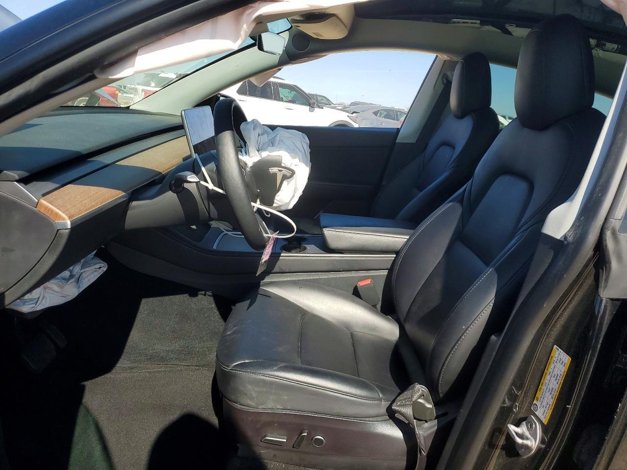 2022 Tesla Model Y - Фото 7