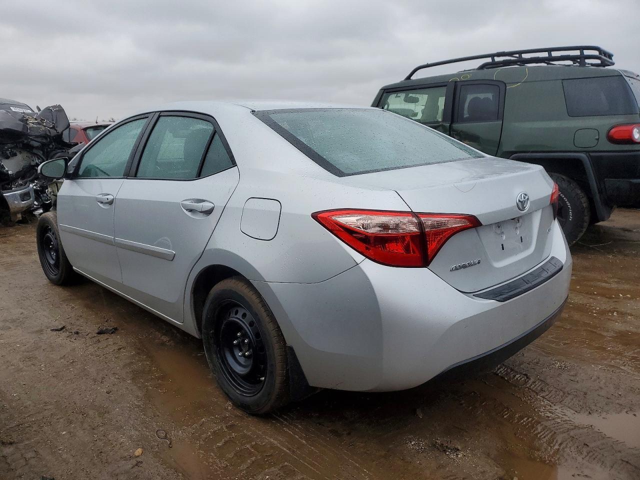 2018 Toyota Corolla L - Фото 2