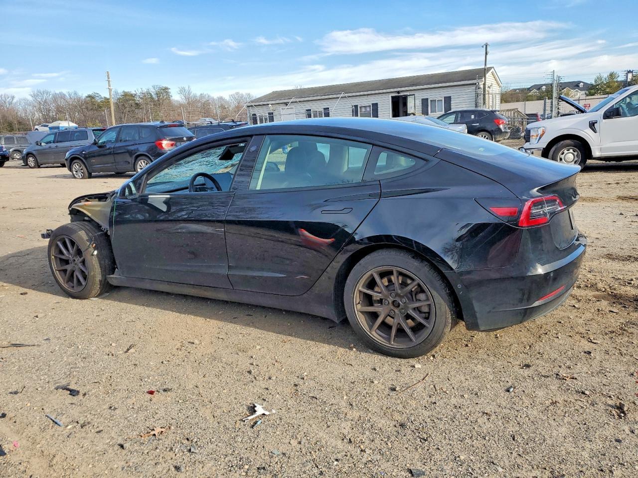 2021 Tesla Model 3 - Фото 2