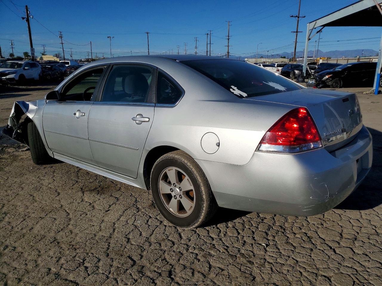 2011 Chevrolet Impala Ls - Image 2