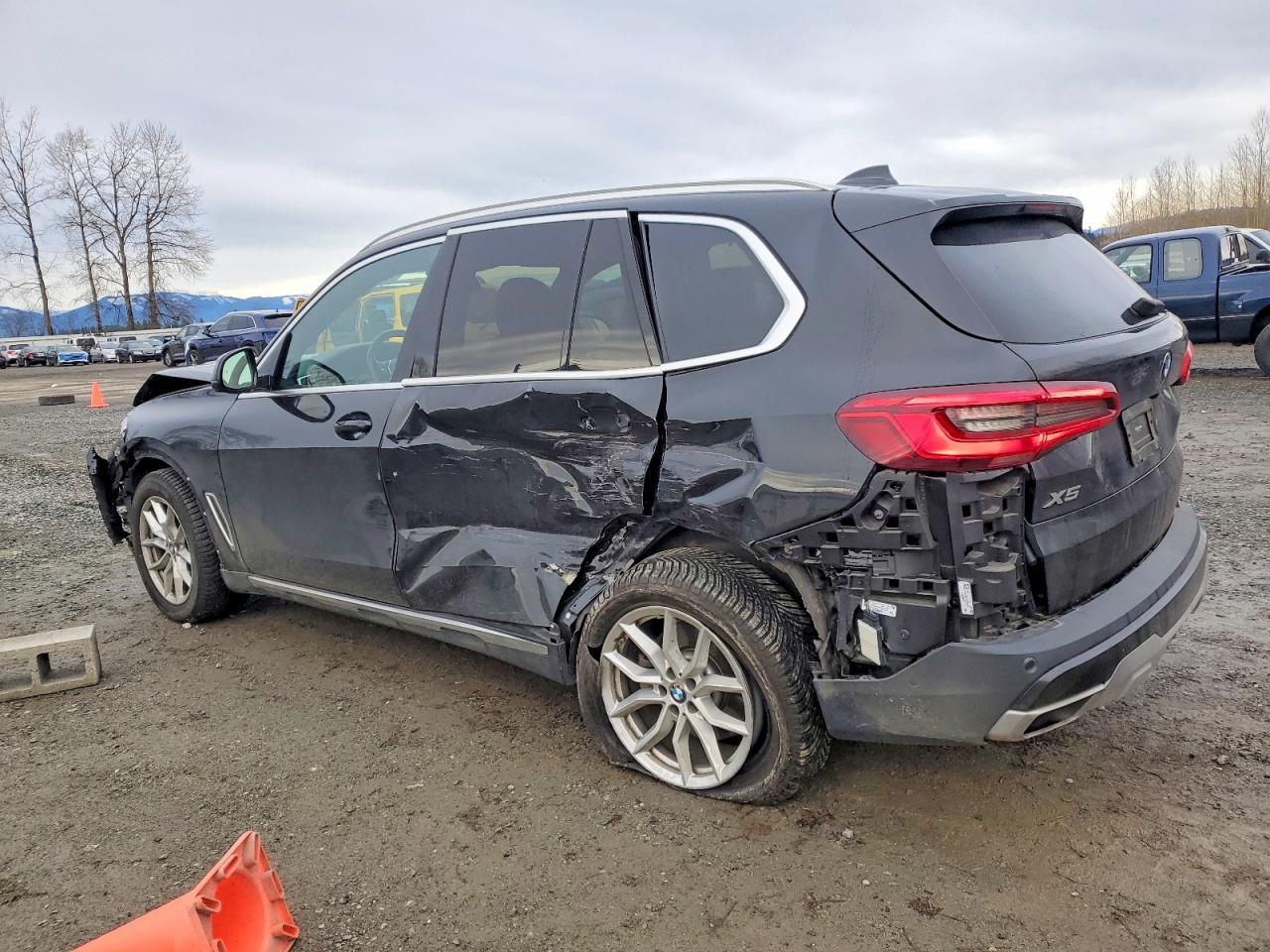 2019 BMW X5 xDrive40I - Фото 2