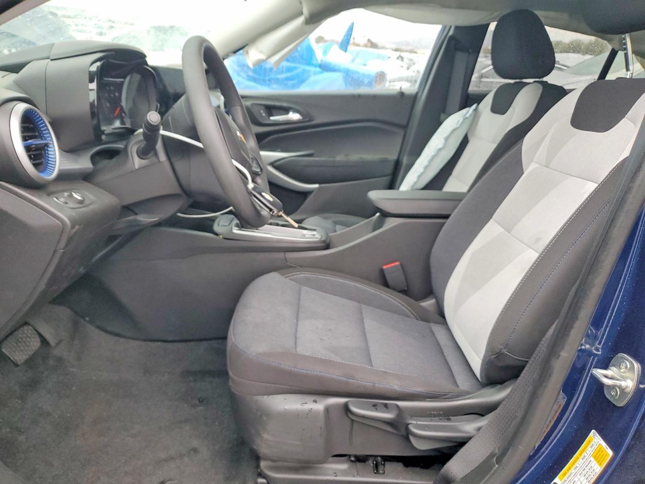 2024 Chevrolet Trax Ls - Фото 7