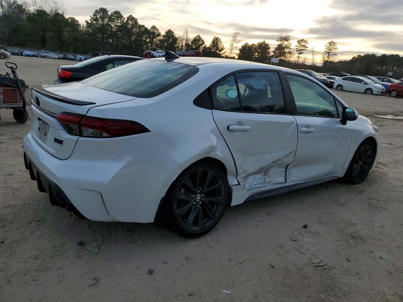 2024 Toyota Corolla Xse - Image 3