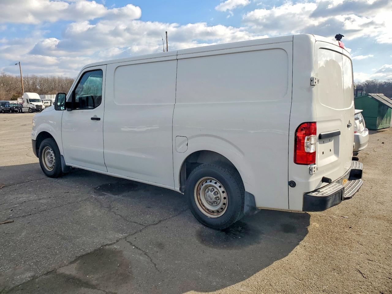 2015 Nissan Nv 1500 - Image 2