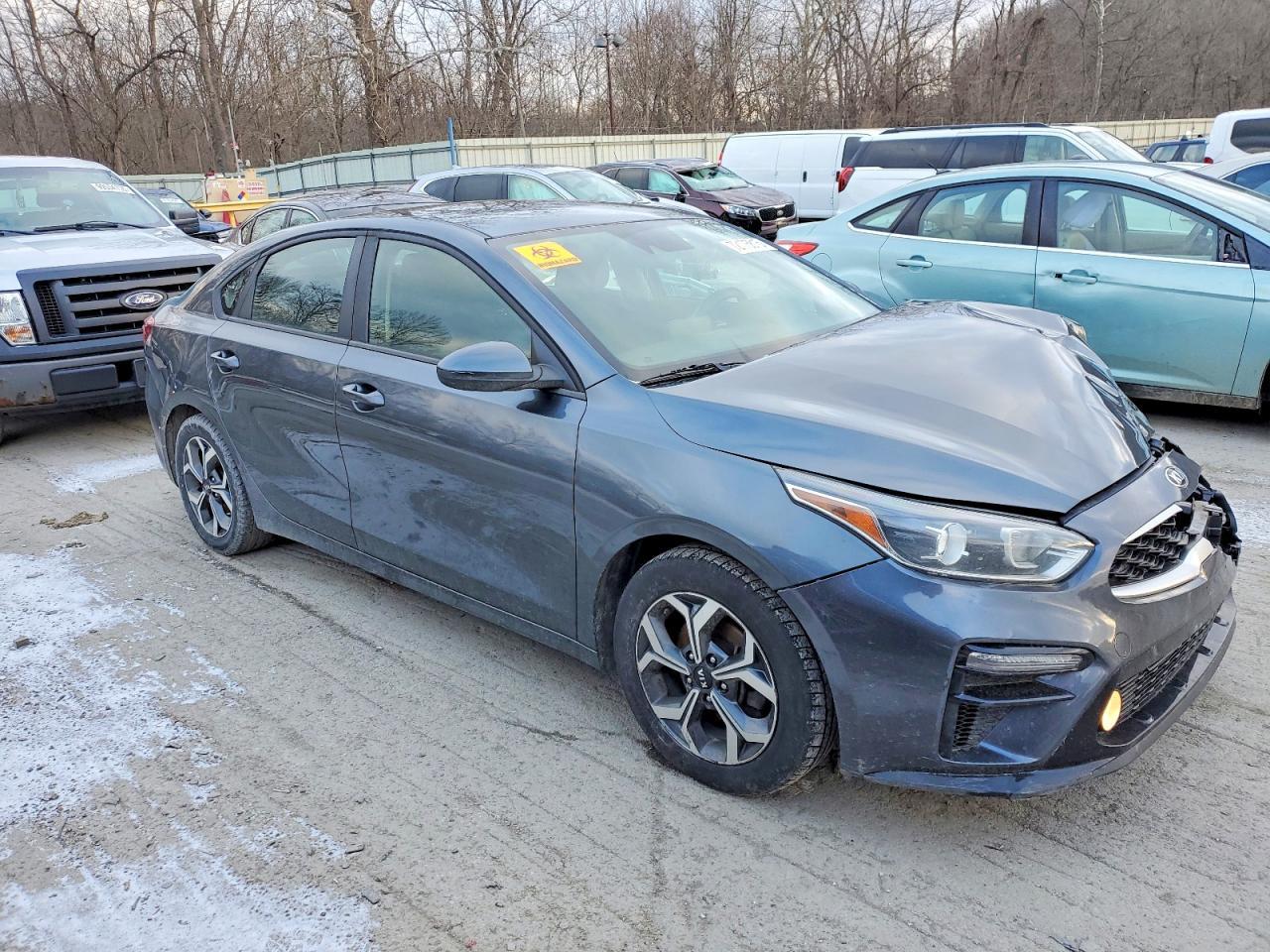 2020 Kia Forte Lxs - Image 4