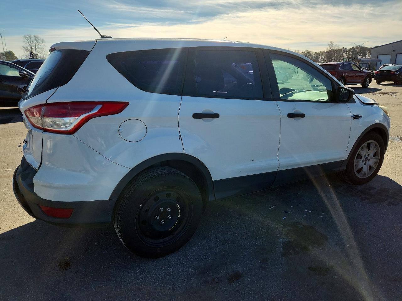 2014 Ford Escape S - Image 3