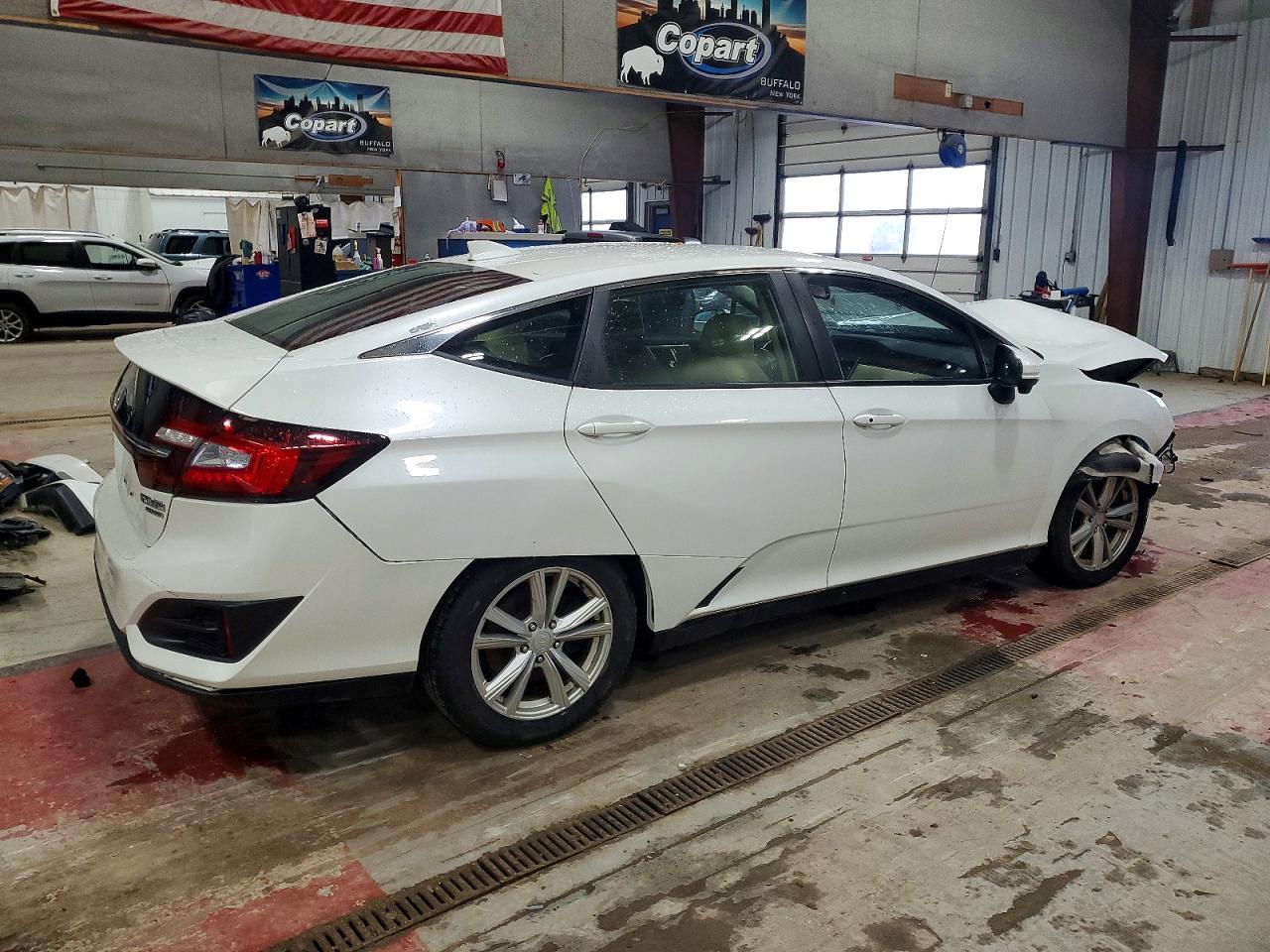 2018 Honda Clarity Touring - Фото 3