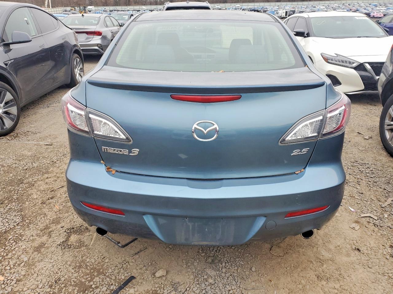 2011 Mazda 3 S - Фото 6