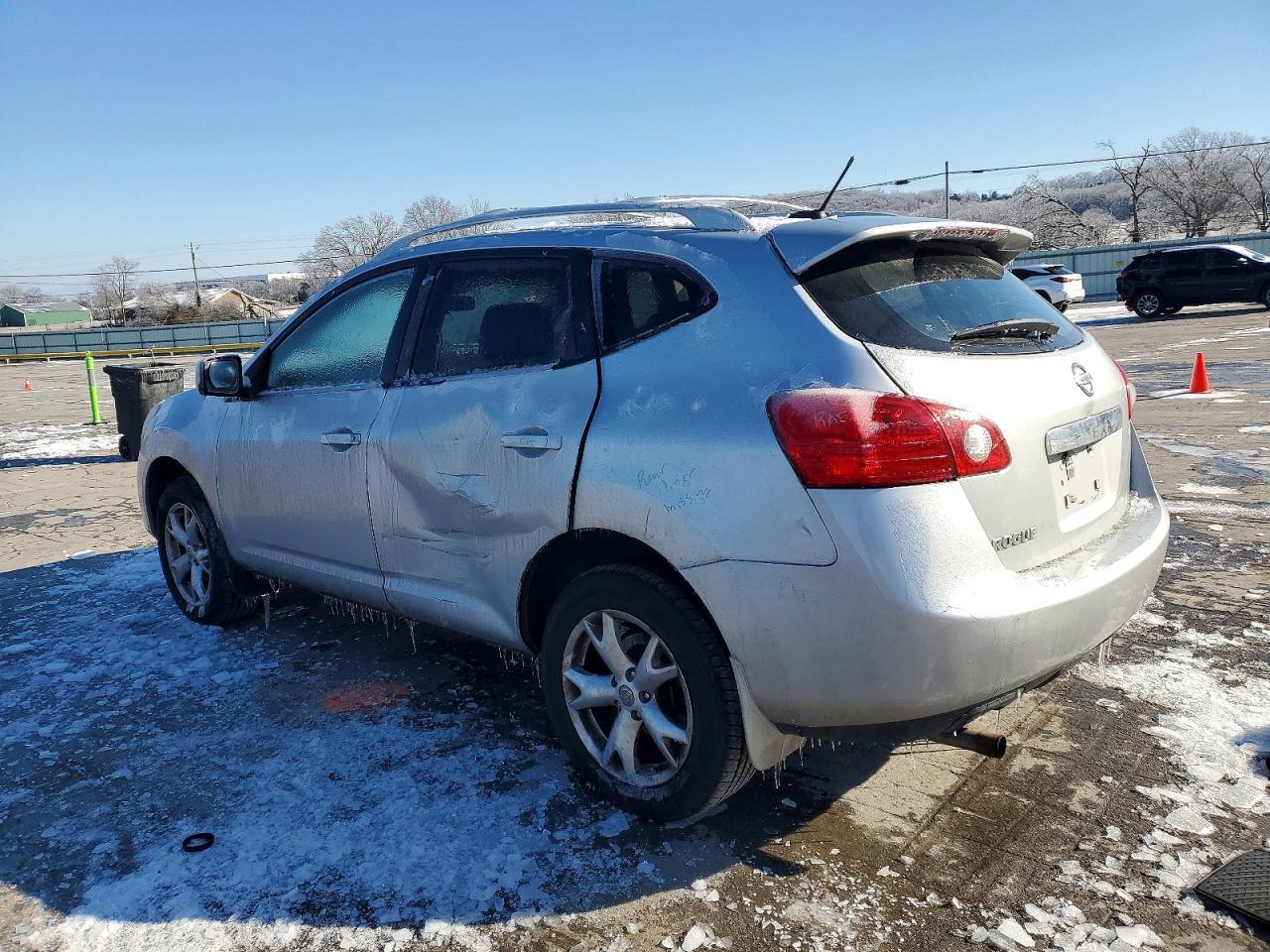 2008 Nissan Rogue S - Image 2
