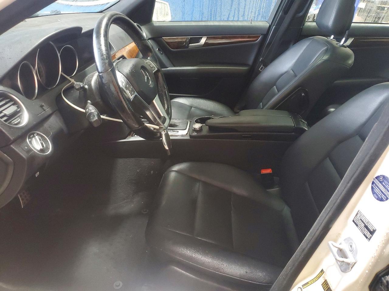 2012 Mercedes-Benz C 300 4Matic - Фото 7