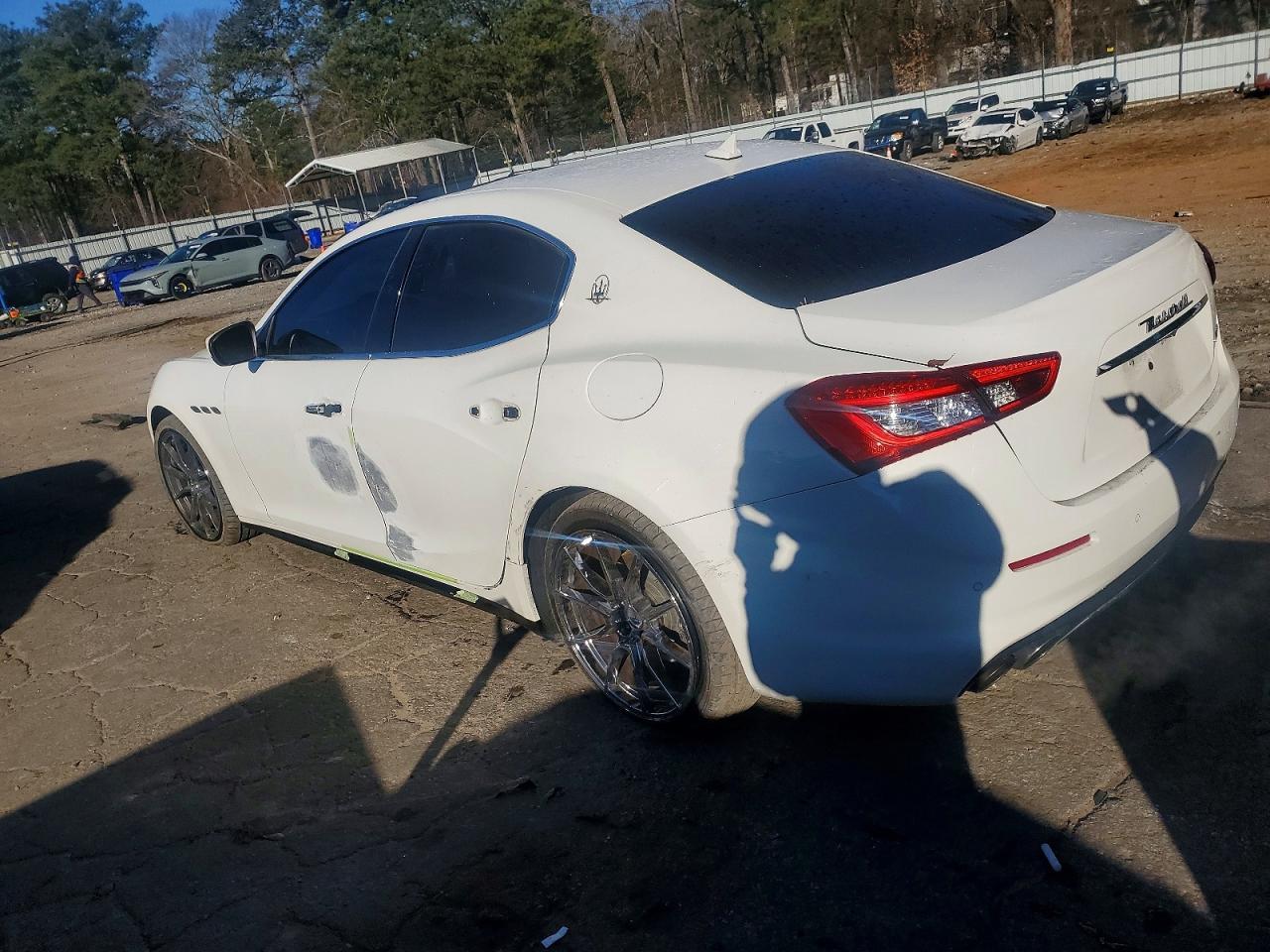 2020 Maserati Ghibli - Фото 2