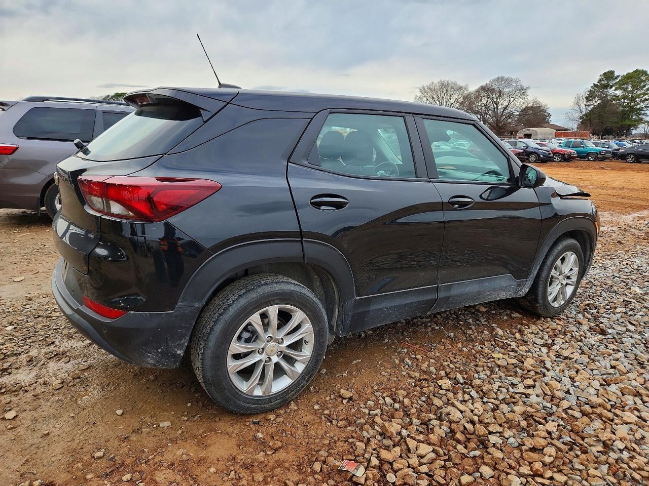 2021 Chevrolet Trailblazer Ls - Фото 3