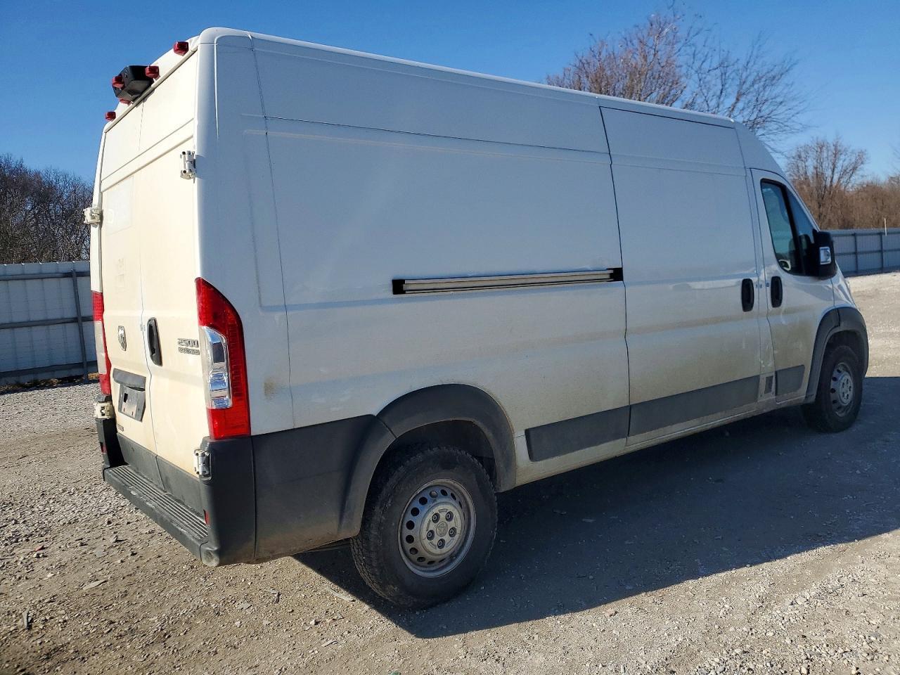 2023 Ram Promaster - Cargo Van - Image 3