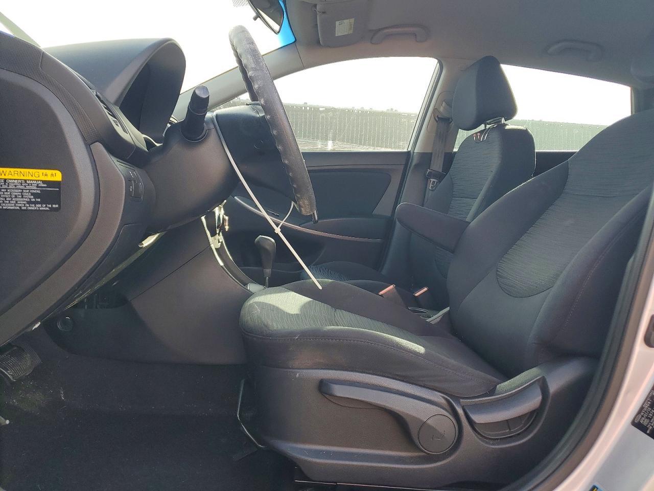 2016 Hyundai Accent Se - Image 7