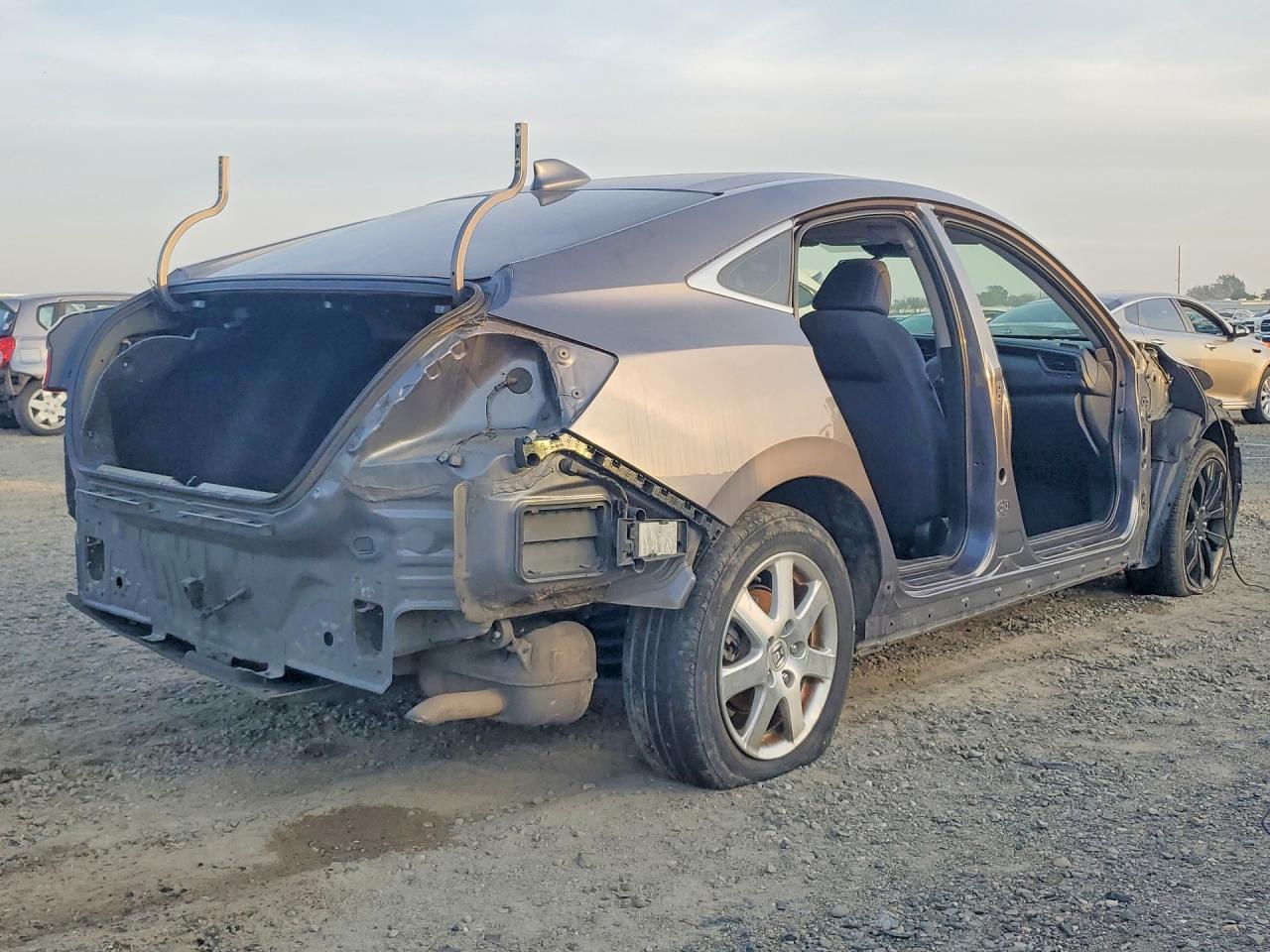 2021 Honda Insight Ex - Фото 3