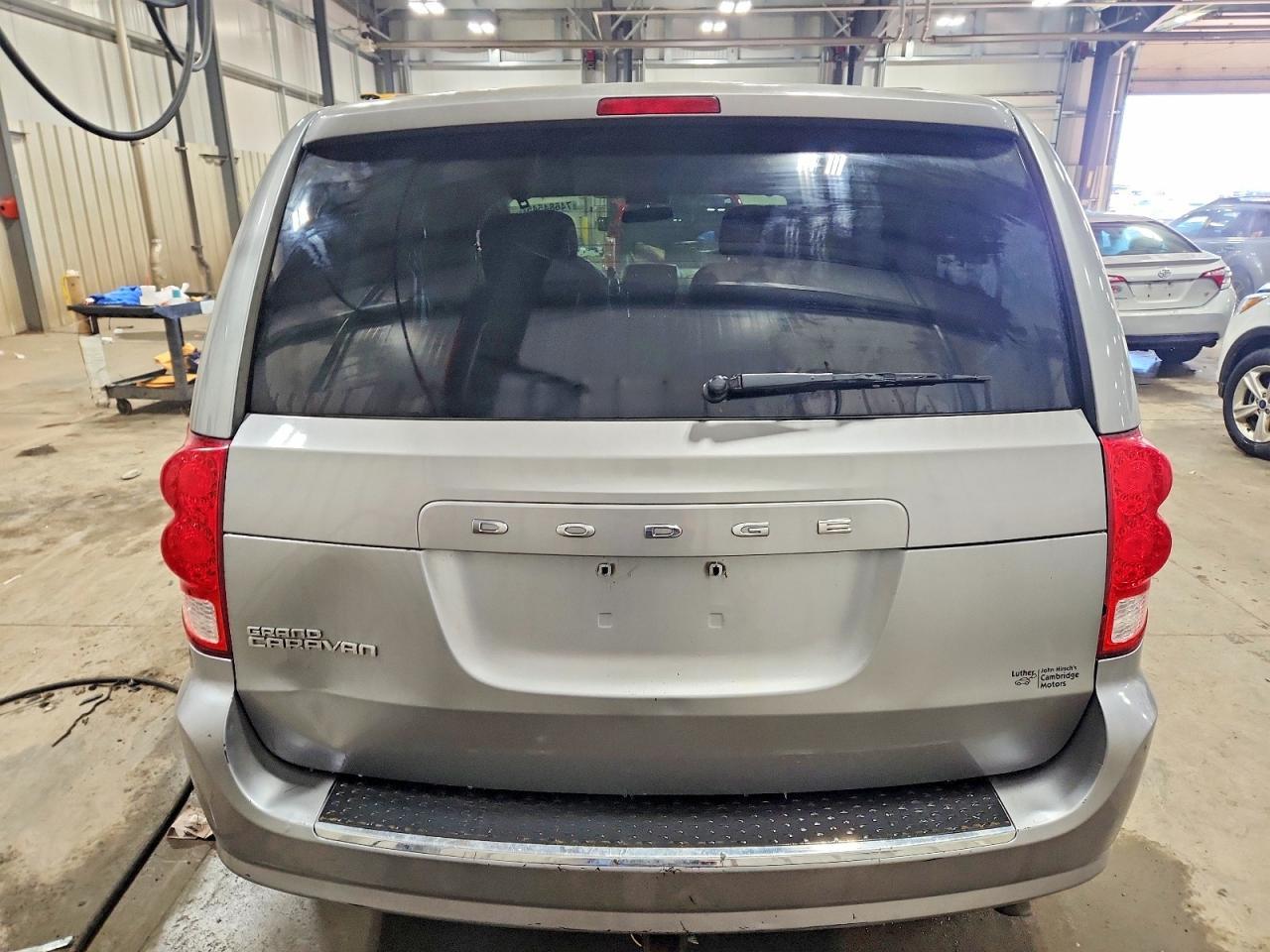 2013 Dodge Grand Caravan Sxt - Image 6