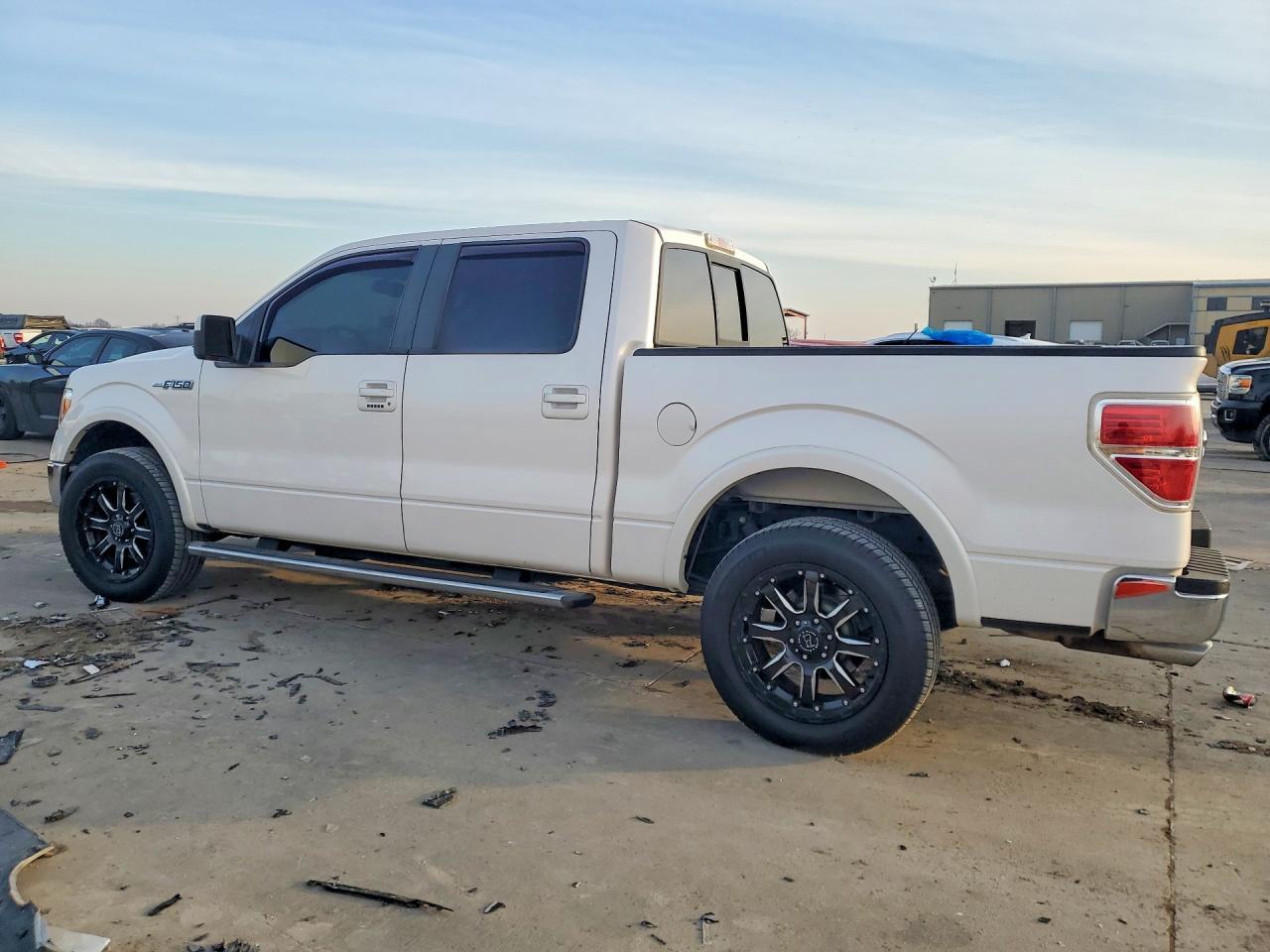 2010 Ford F150 Supercrew - Image 2