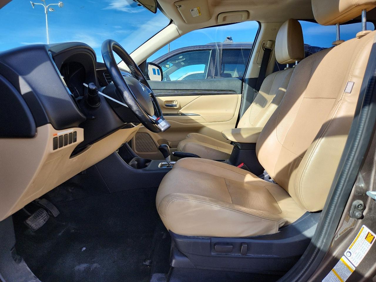 2016 Mitsubishi Outlander Se - Image 7
