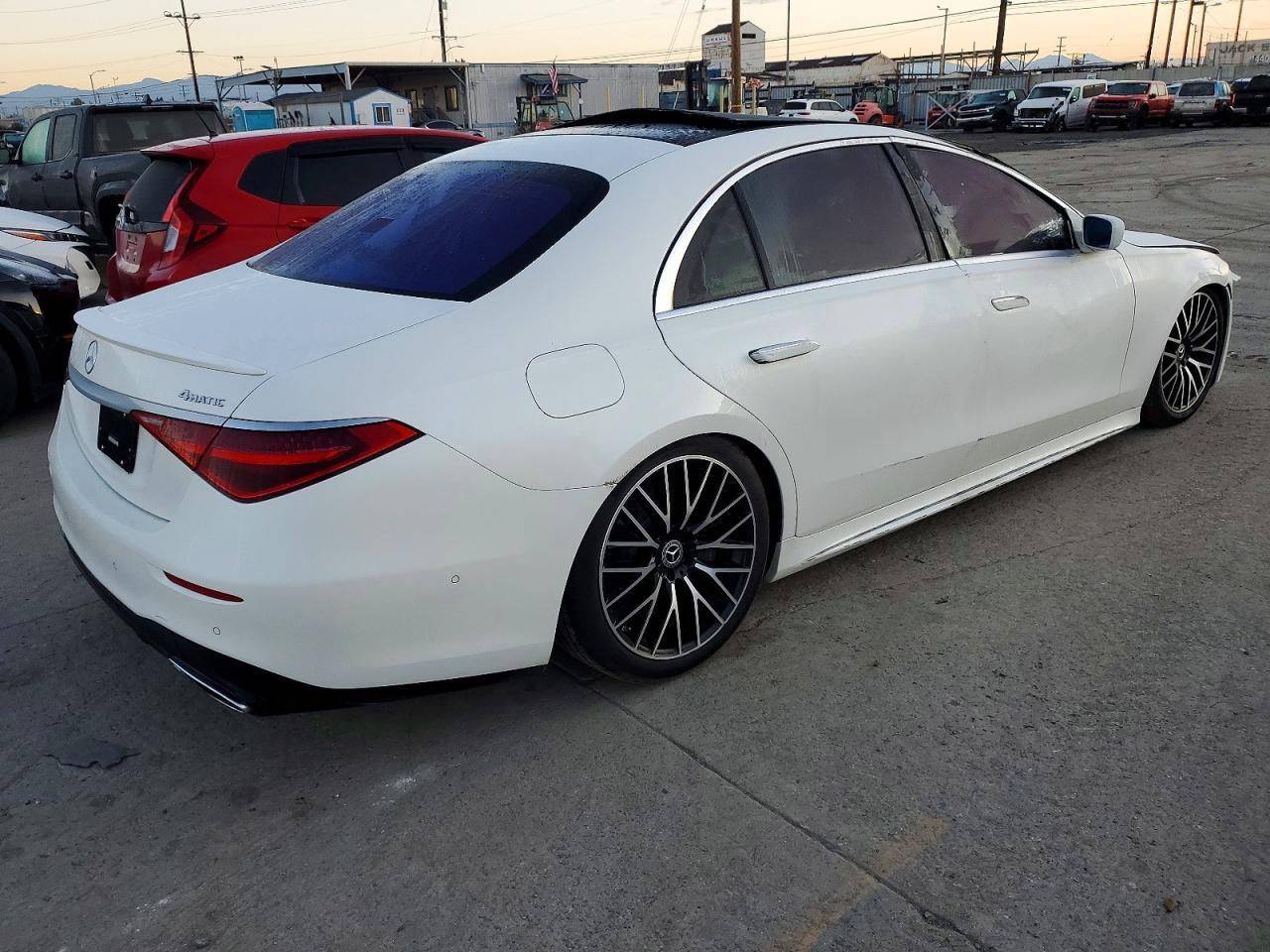 2022 Mercedes-Benz S 500 4Matic - Фото 3