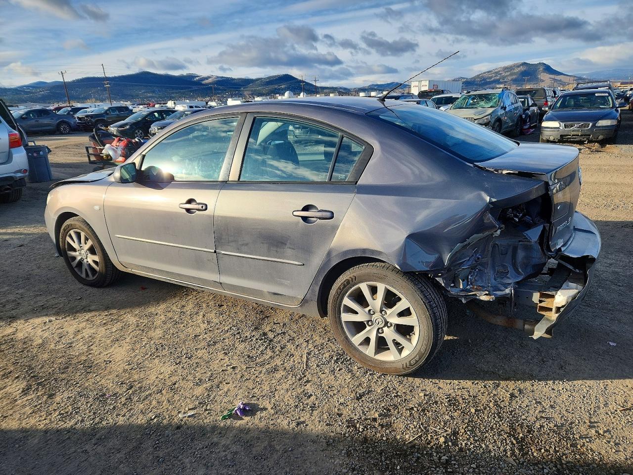 2007 Mazda 3 I - Image 2
