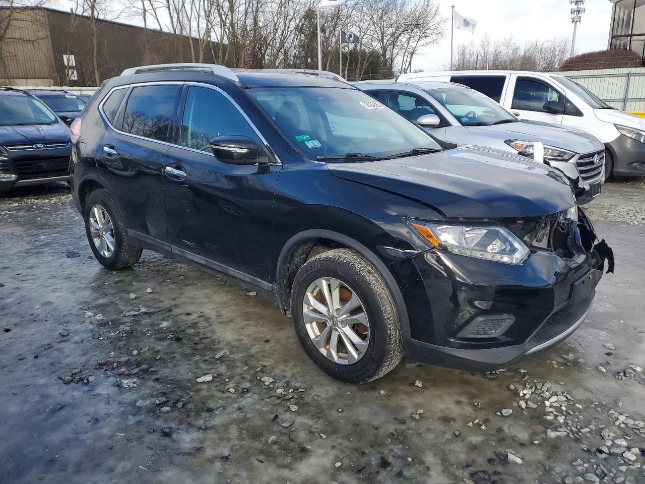 2015 Nissan Rogue S - Фото 4