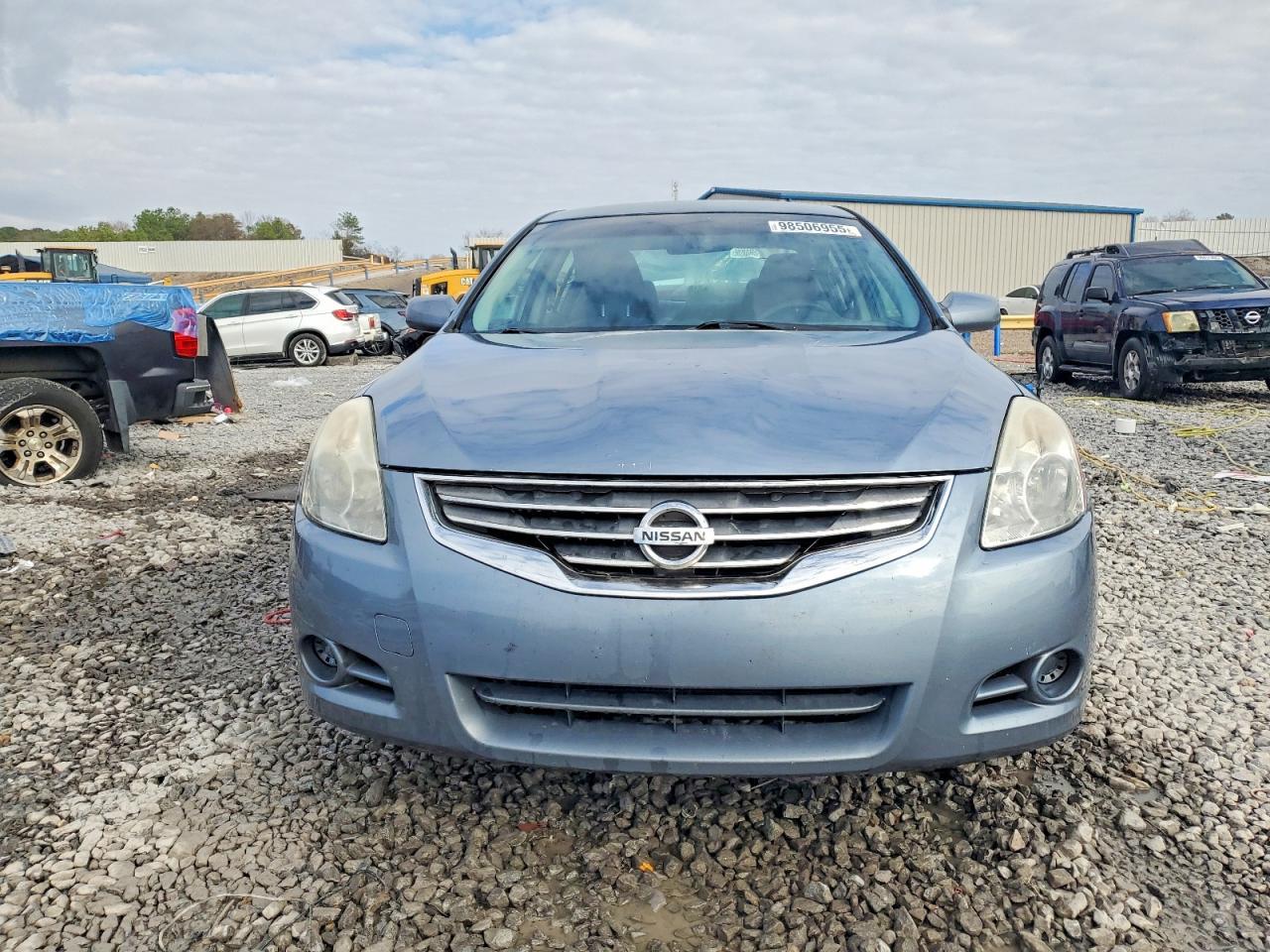 2012 Niss Altima Base - Image 5