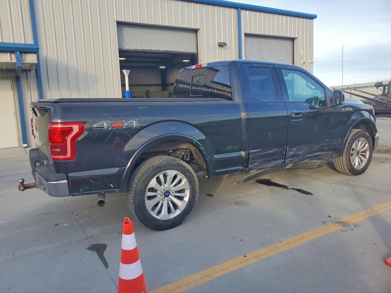2015 Ford F150 Super Cab - Фото 3
