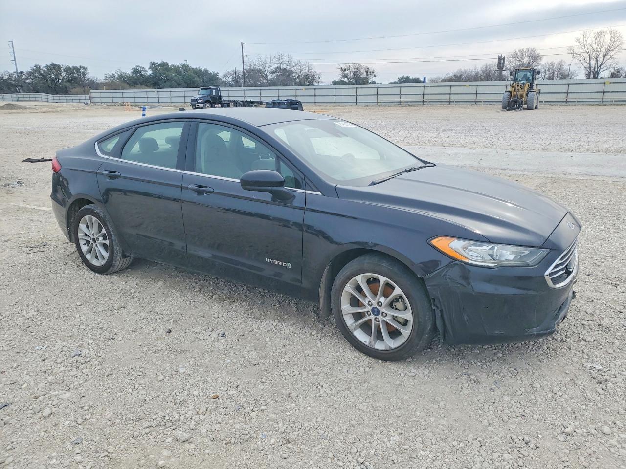 2019 Ford Fusion Se - Фото 4