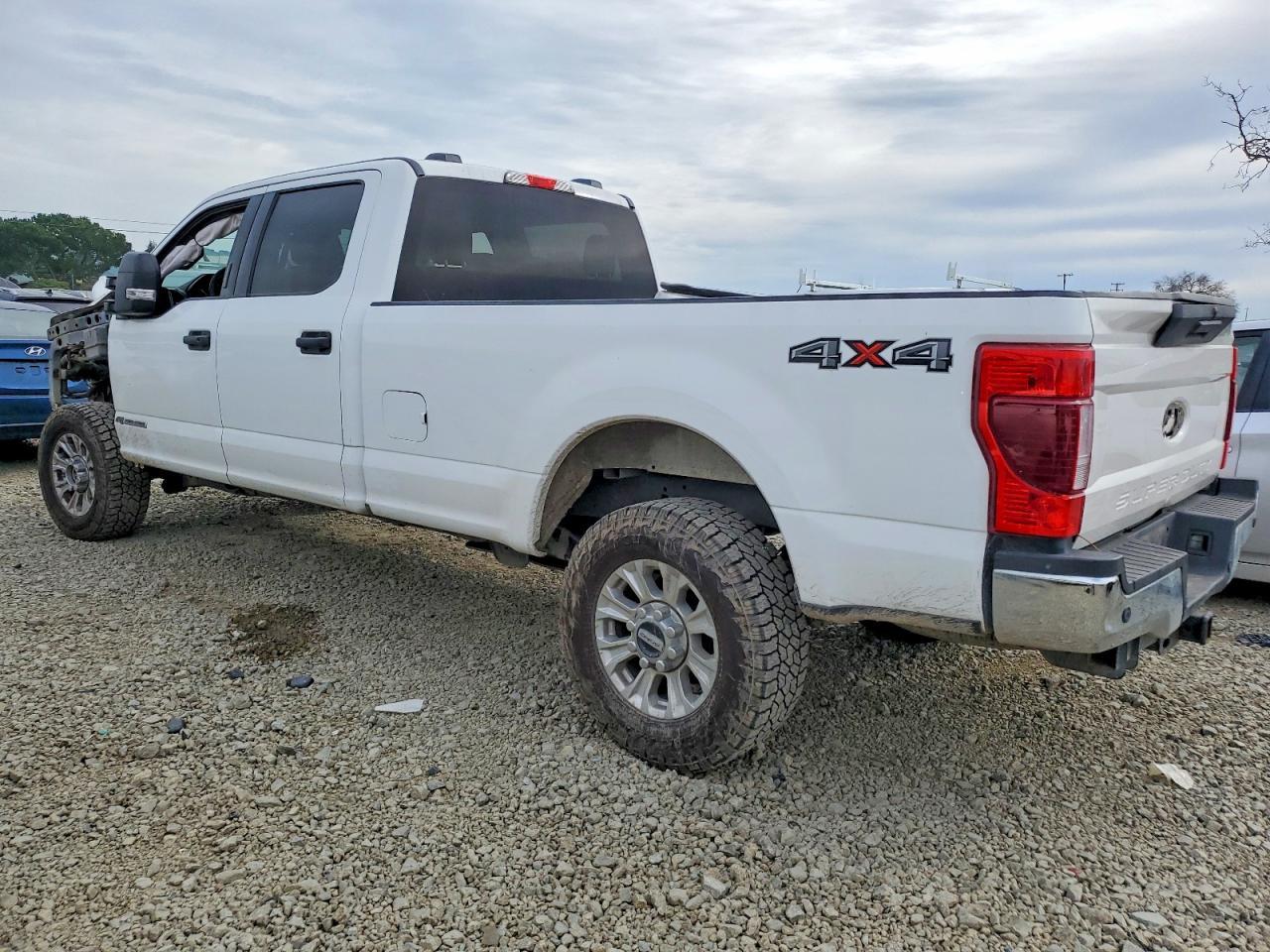 2021 Ford F250 Super Duty - Фото 2